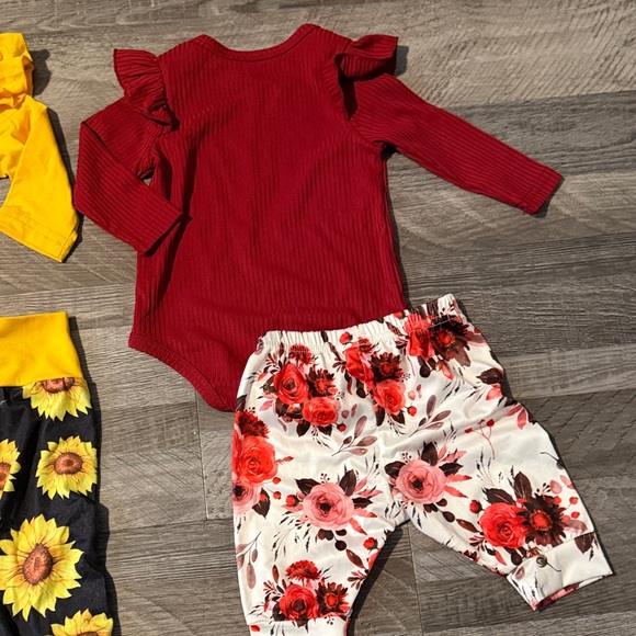 Two matching outfits - Picture 6 of 6